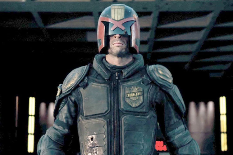 فیلم Dredd در واقع به دست نویسنده آن کارگردانی شده است