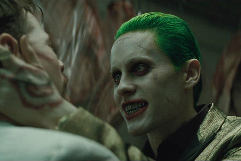 کامیک کان 2016: مجسمه جوکر با لباسی عجیب از فیلم Suicide Squad رونمایی شد